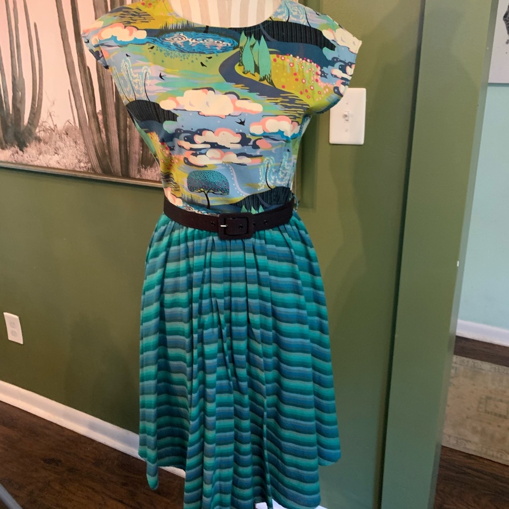 Mixed print A line dress with belt